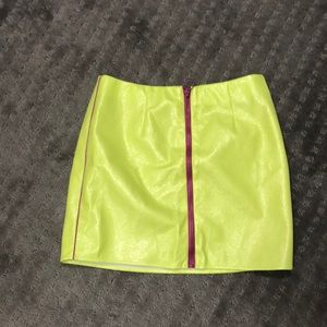 Neon polyester skirt | NWT | lined inside